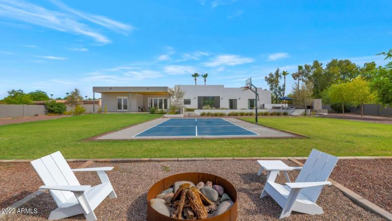 10195 E Cactus Rd-large-039-018-10195 E