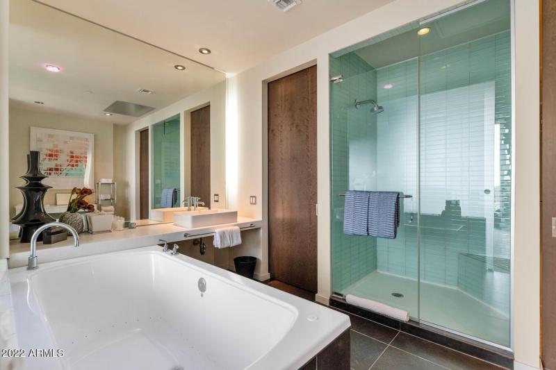 6850 E Main St-large-018-028-Hotel Valle