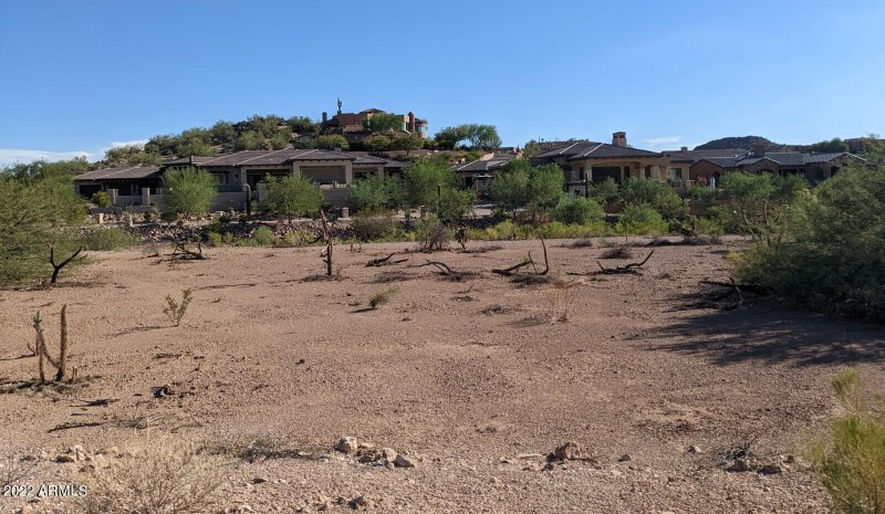 Lot 46 Petroglyph Estates