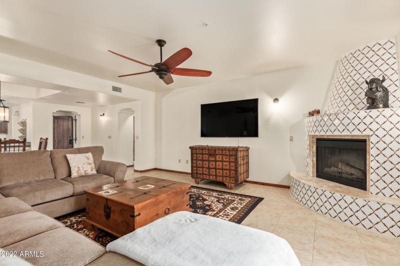 0005-05 - Mule Train