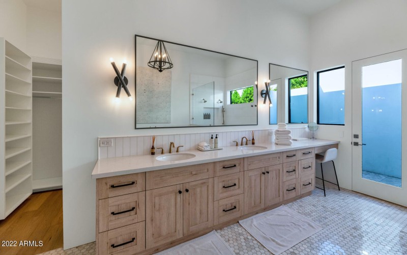 7566 E Sundown Ct-large-019-017-7566 E S