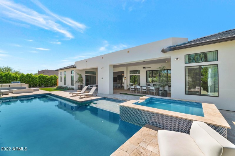 7566 E Sundown Ct-large-034-043-7566 E S