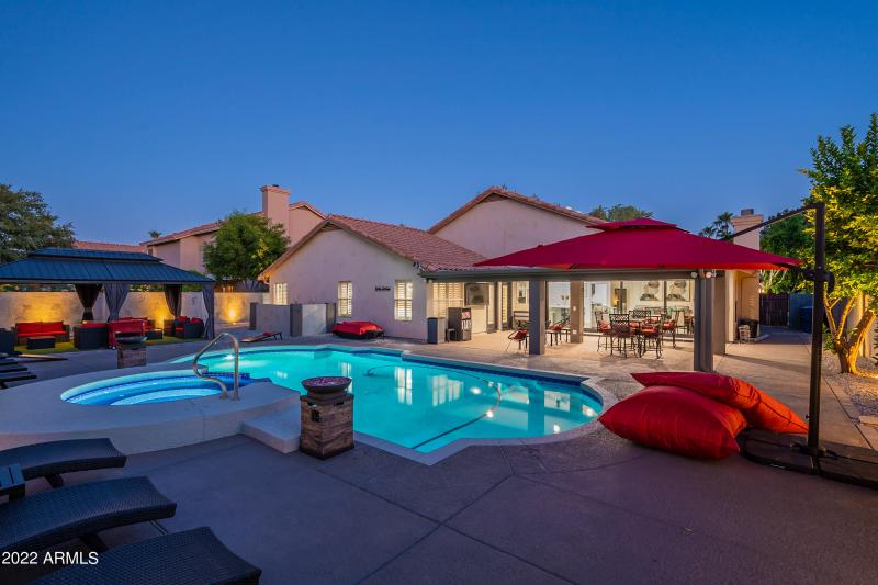 Carla-Twilight HD-10