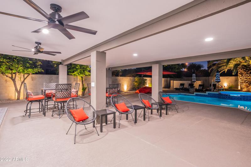 Carla-Twilight HD-24