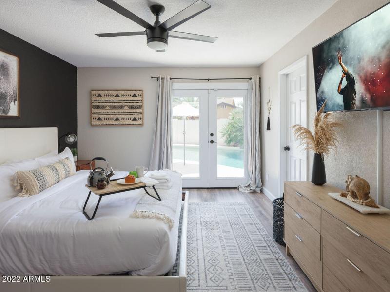 PROPERTYIMAGECO_6839EKeltonLn_WEB-17