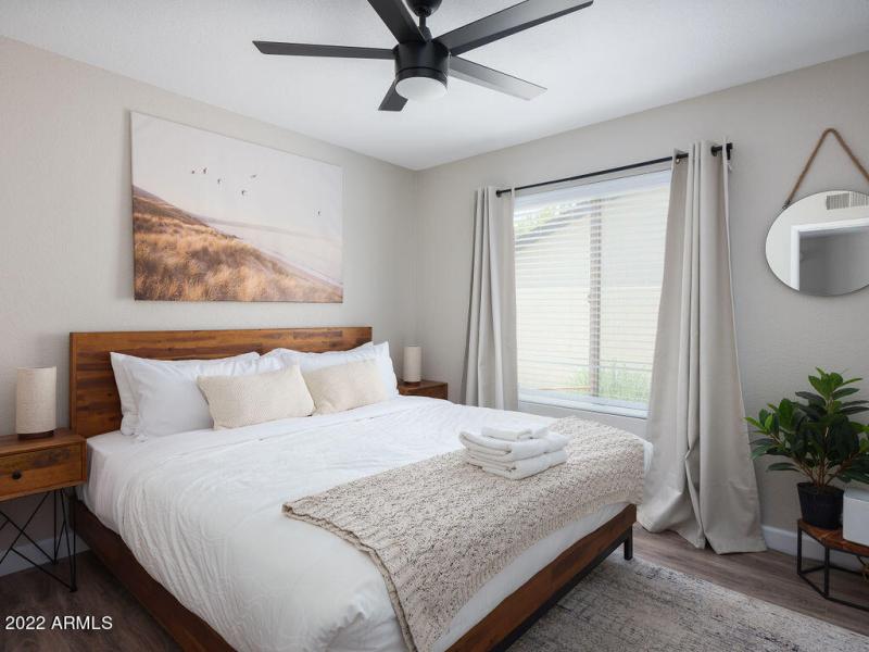 PROPERTYIMAGECO_6839EKeltonLn_WEB-19