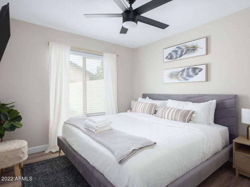 PROPERTYIMAGECO_6839EKeltonLn_WEB-23