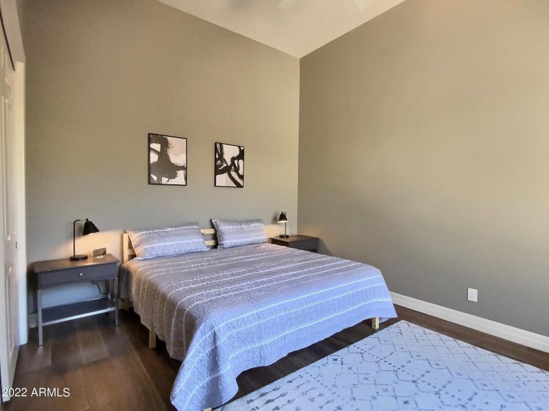 1946 W Eastman - BR2