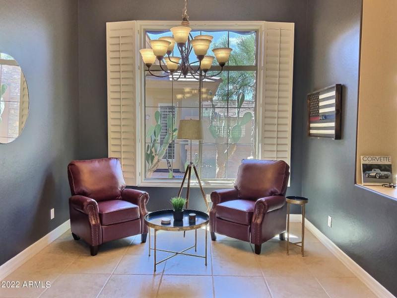 1946 W Eastman - Sitting Room