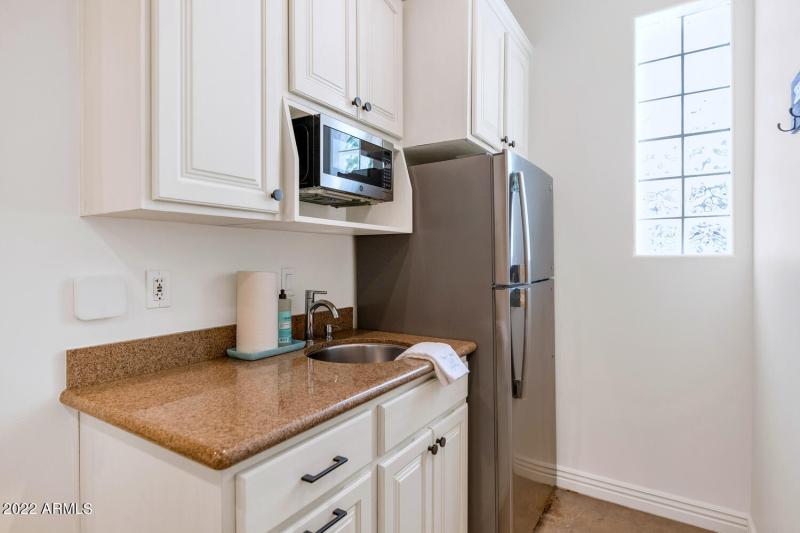 6139 E Calle Del Sud-large-037-029-6139