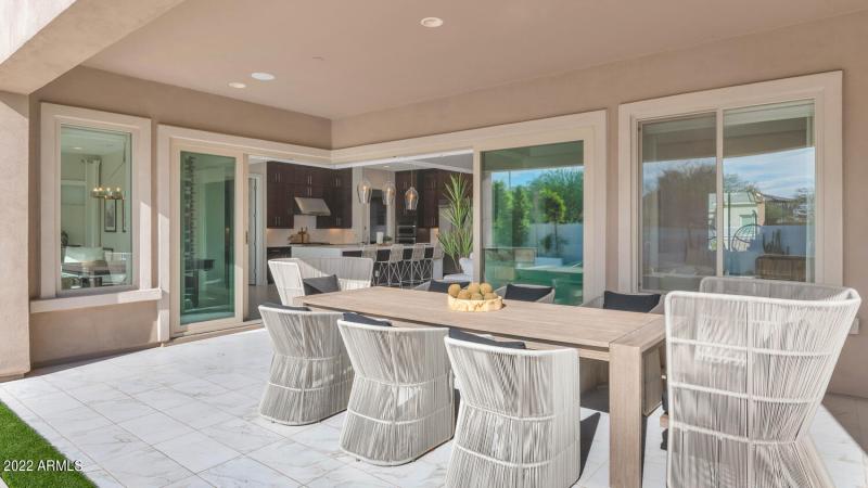 2855 E Los Gatos Dr-large-040-022-2855 E