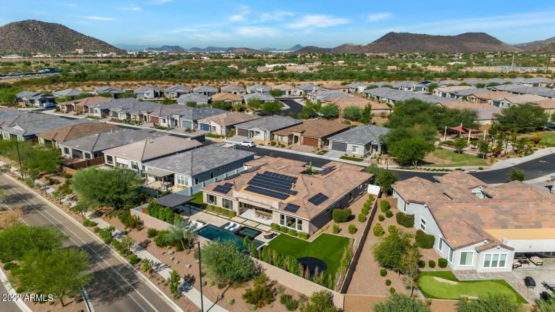 2855 E Los Gatos Dr-large-048-006-2855 E