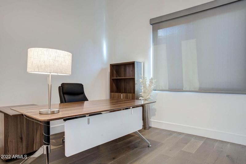 39_19823_N_83rd_Pl__39_mls