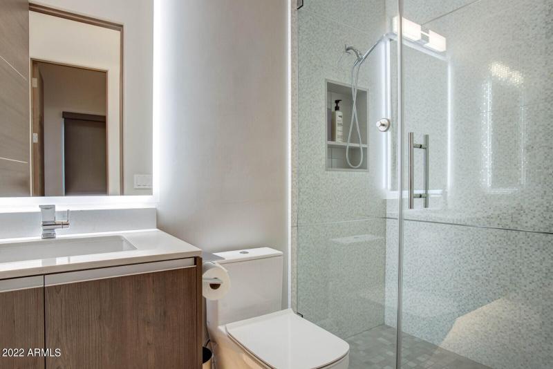 42_19823_N_83rd_Pl__42_mls