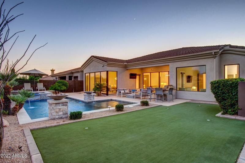 86_19823_N_83rd_Pl__86_mls