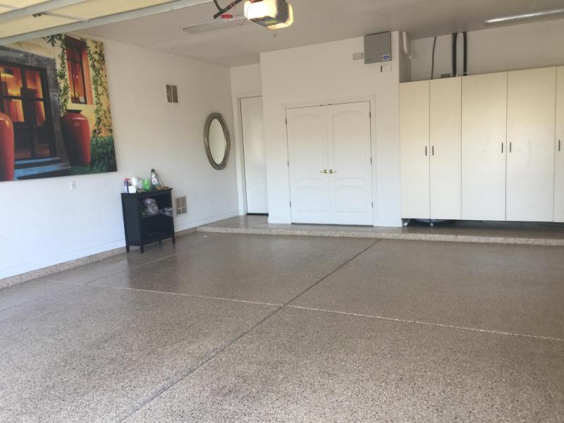 GARAGE APOXY FLOOR