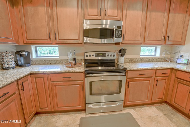 Kitchen (3)