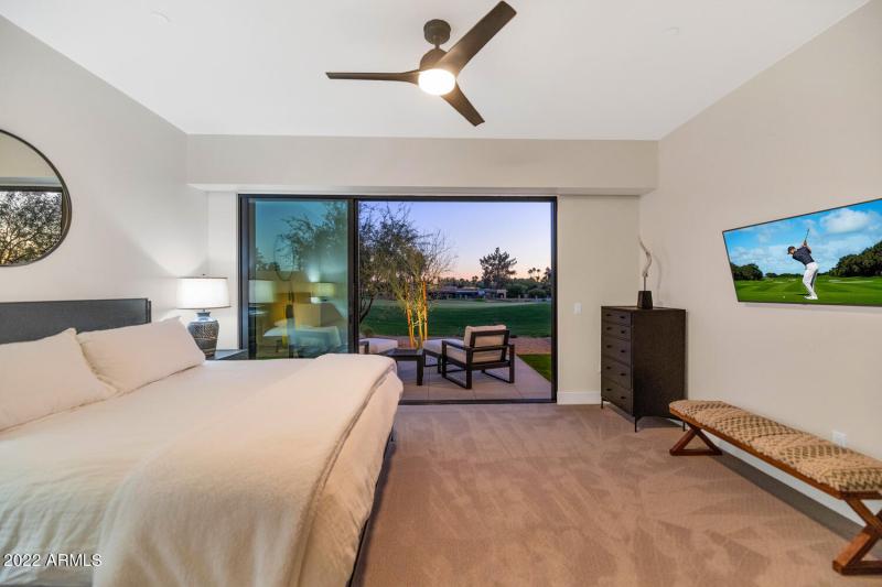 6331 E Phoenician Blvd-large-038-046-633