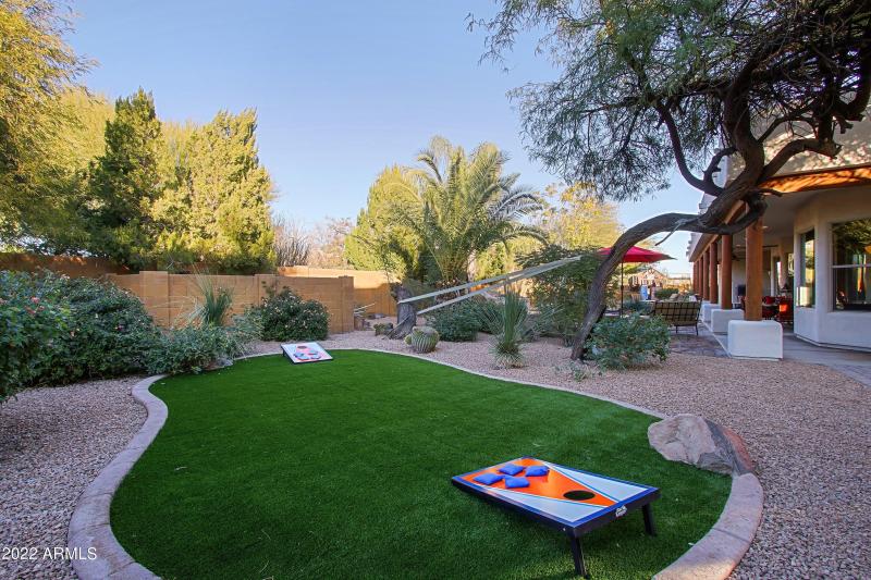 Detail - Backyard 15