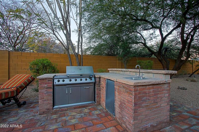 Detail - Backyard 18