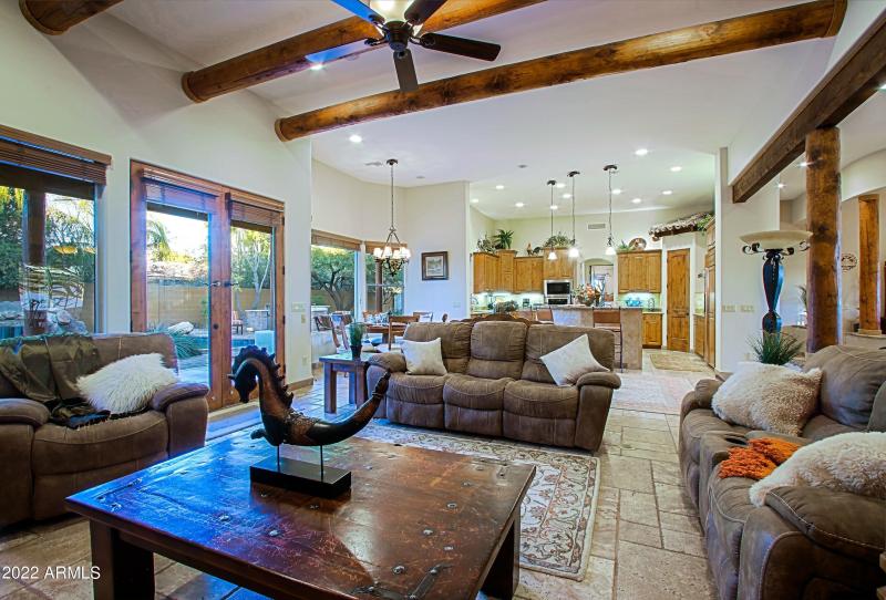 Detail - Greatroom 1