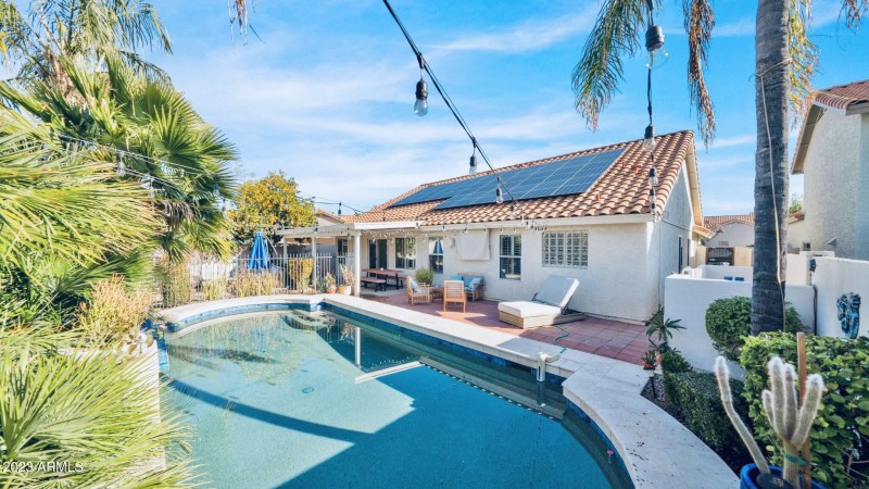 98350476-BD9C-443F-AAE7-3566F9CD47D1