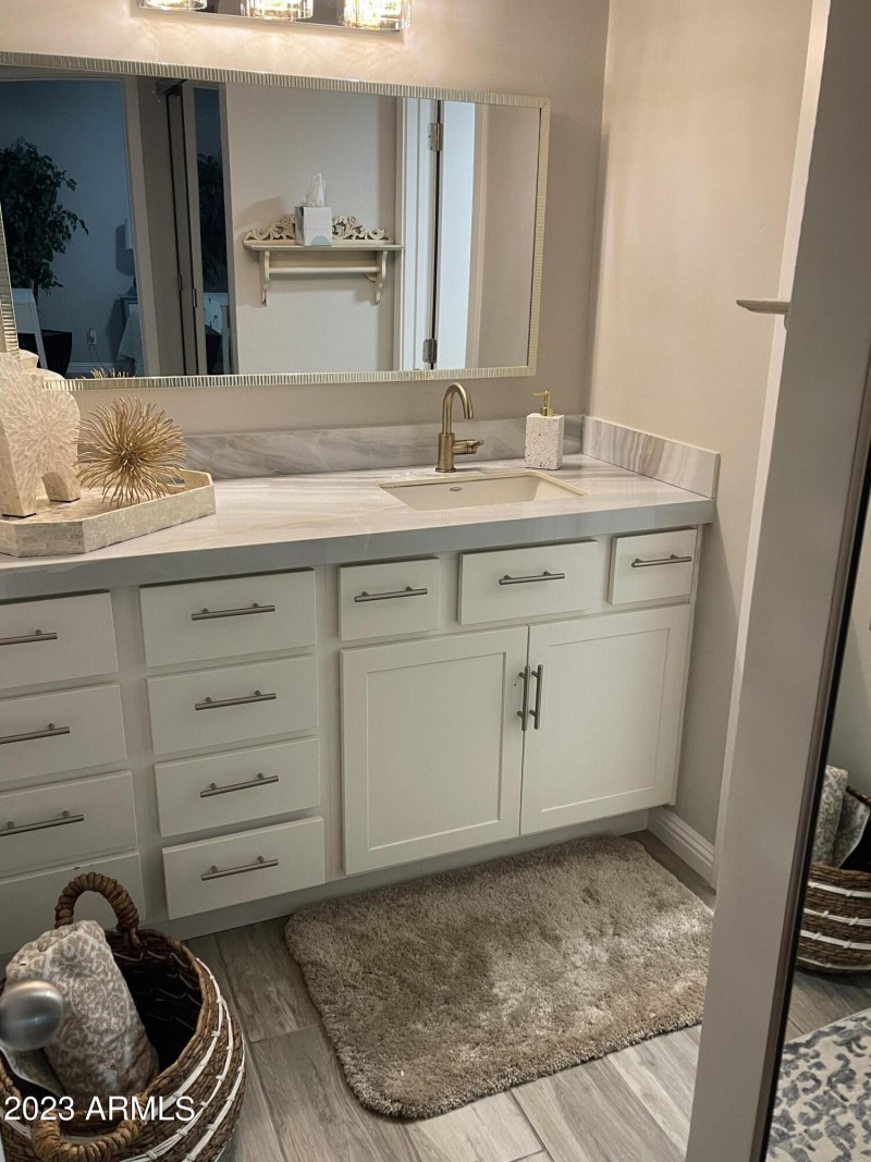 126748E1-9E81-42ED-827D-29CB9AB2DF58