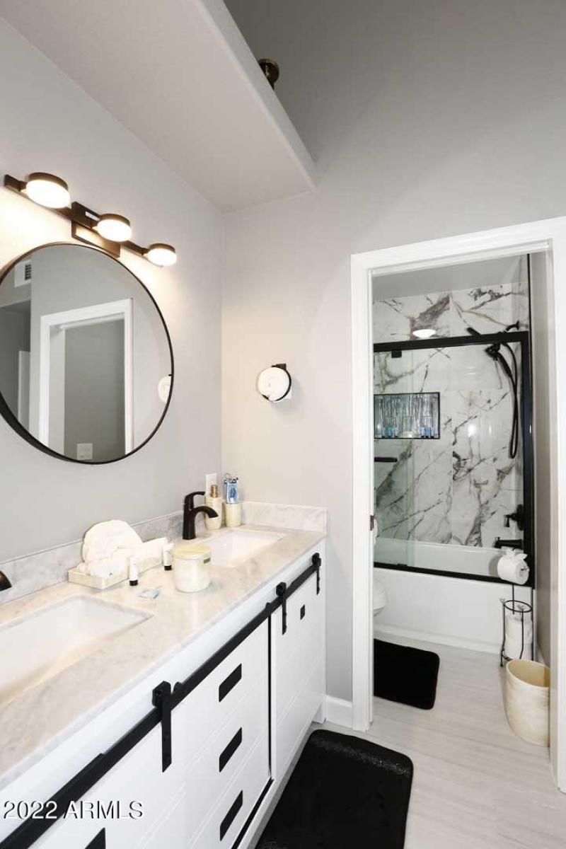 Master Bath2
