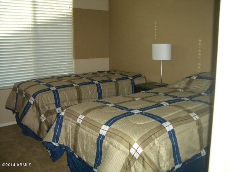 Bedroom 2-Twin Beds