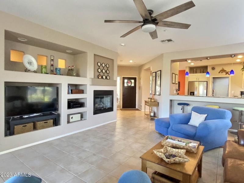 42128 N Anthem Springs Rd