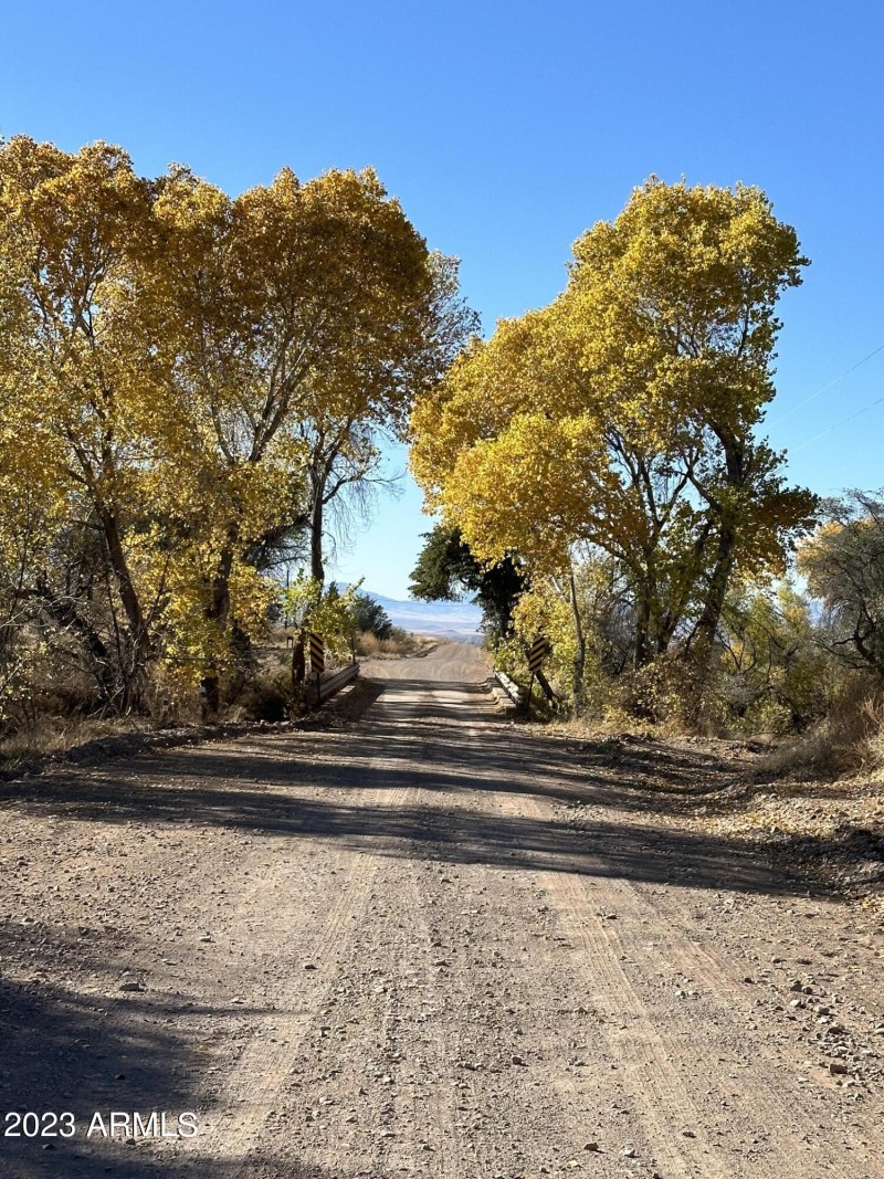 Turkey Creek Rd & Property
