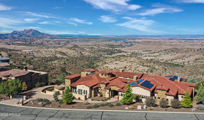 Side Vista
