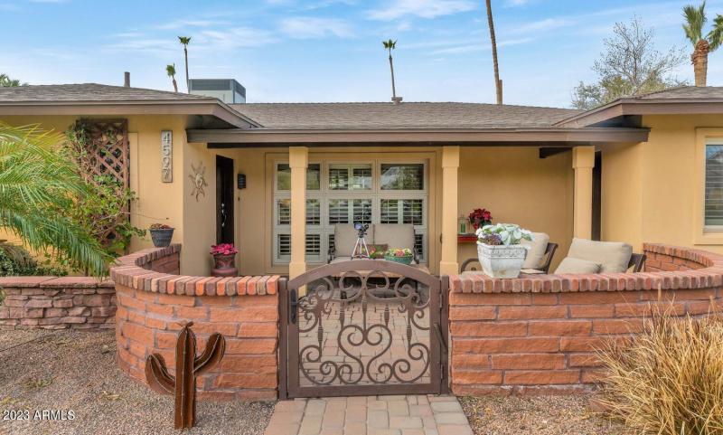 4597 E Calle Ventura-large-008-040-4597