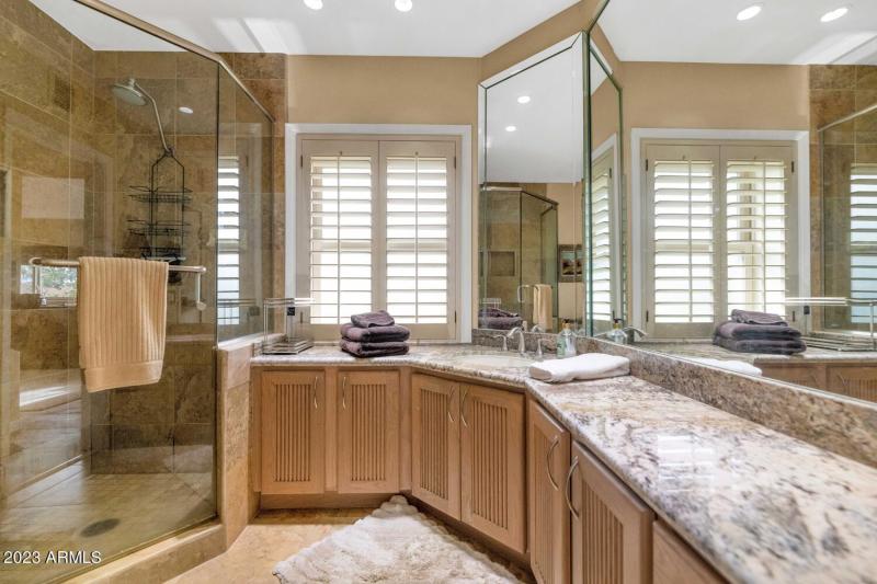 4597 E Calle Ventura-large-024-025-4597