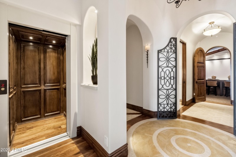Primary Wing Elevator and Private Hall