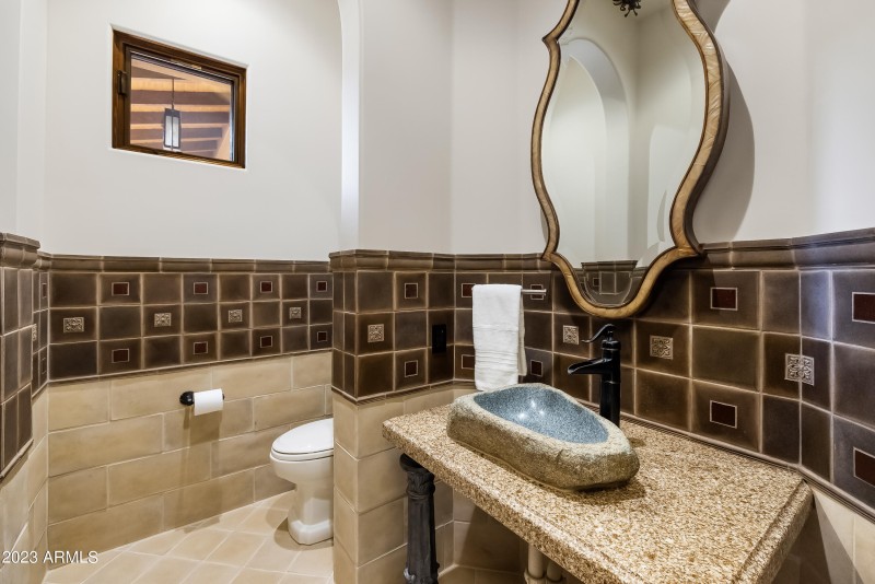 Theater Powder Room