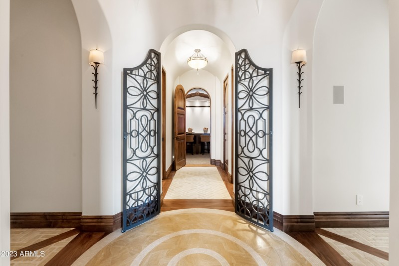 Primary Wing Hallway to Offices