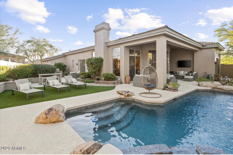 301ED332-4798-40B6-9830-17C03C116C9B