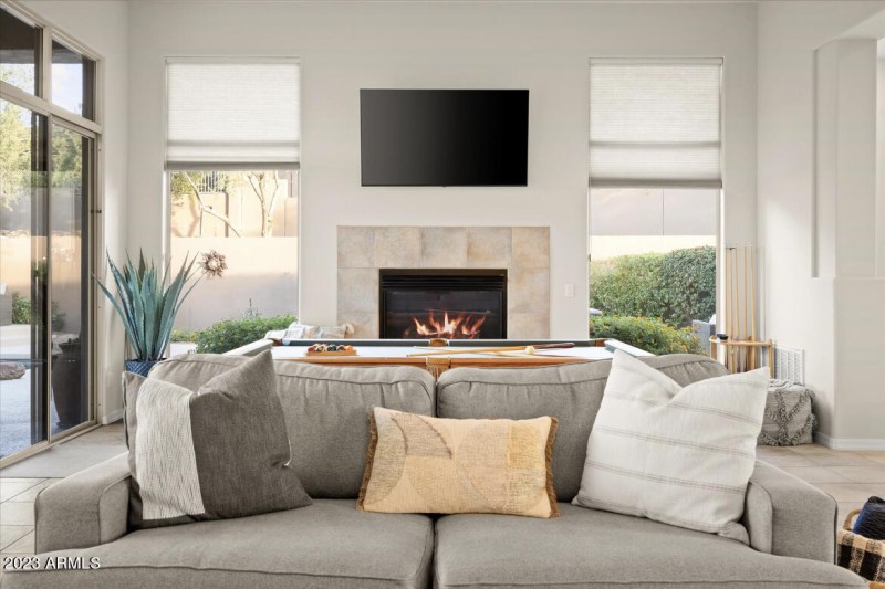 34E88B43-73C9-421B-B6E8-B9A353231E44