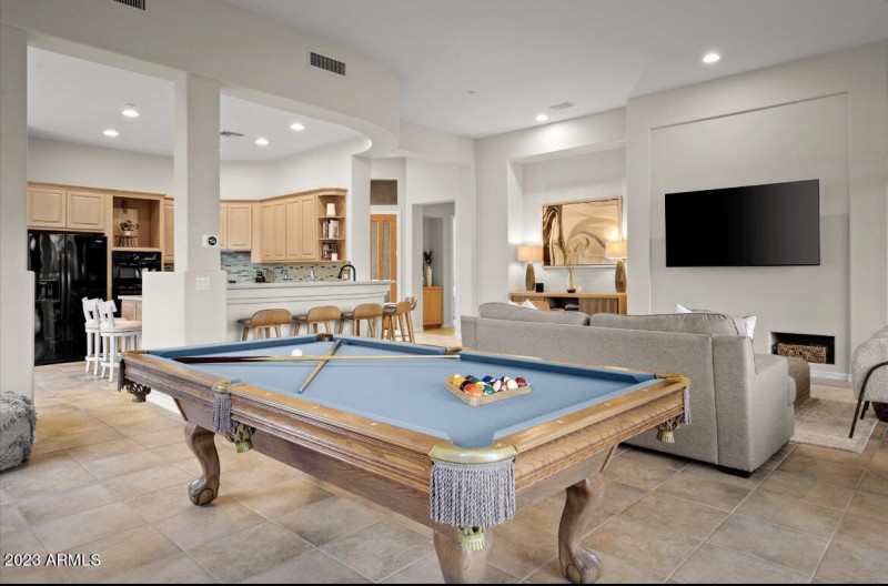 12B58679-D0B5-4AD9-9B0C-131EE1EFEE39