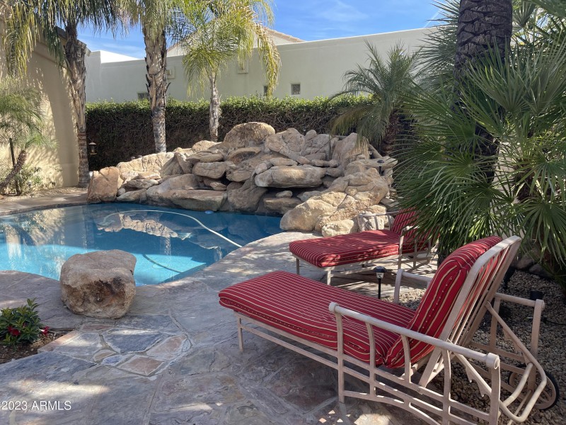RECLINE AT THE POOL