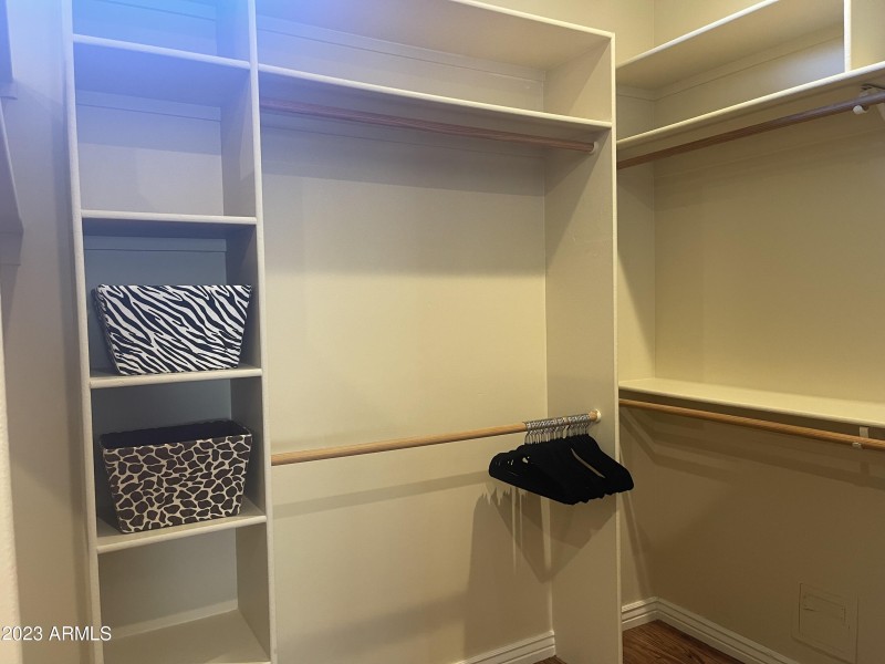 HUGE WALK-IN CLOSET