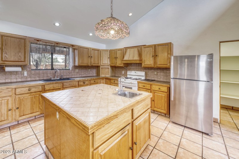 Kitchen2