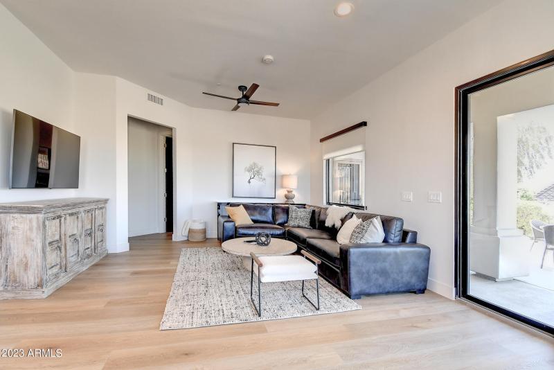 13810 N Woodside Dr (14)