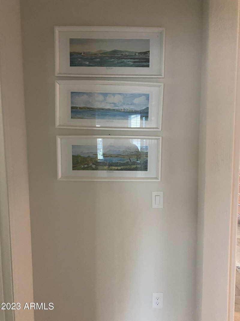 8EA6965B-95AF-410D-AAF2-91CF40CE39DF