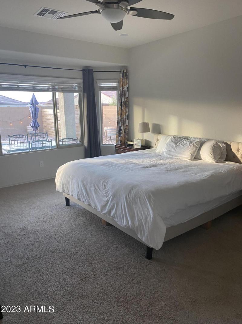 F4F45760-D4F6-4E91-89DB-D227378E62AD