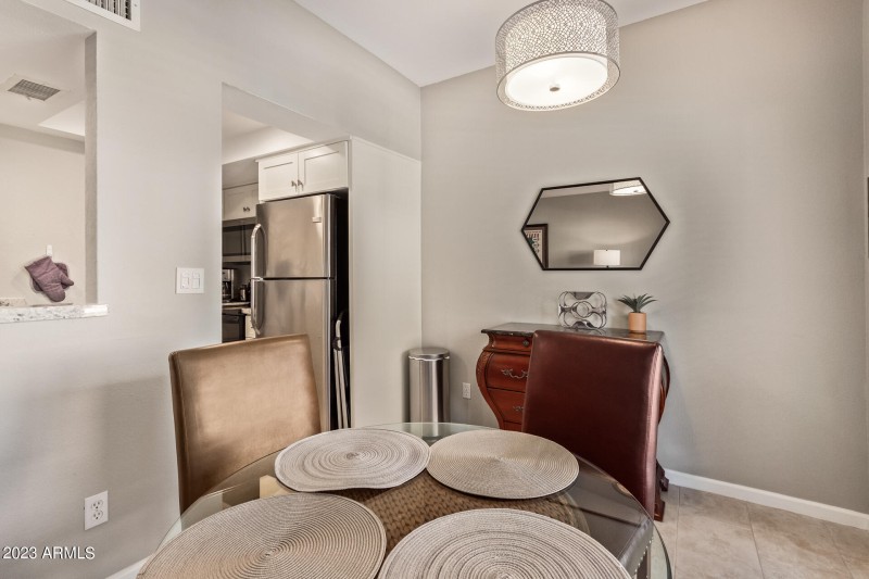 1502 dining room. kitchen entrance