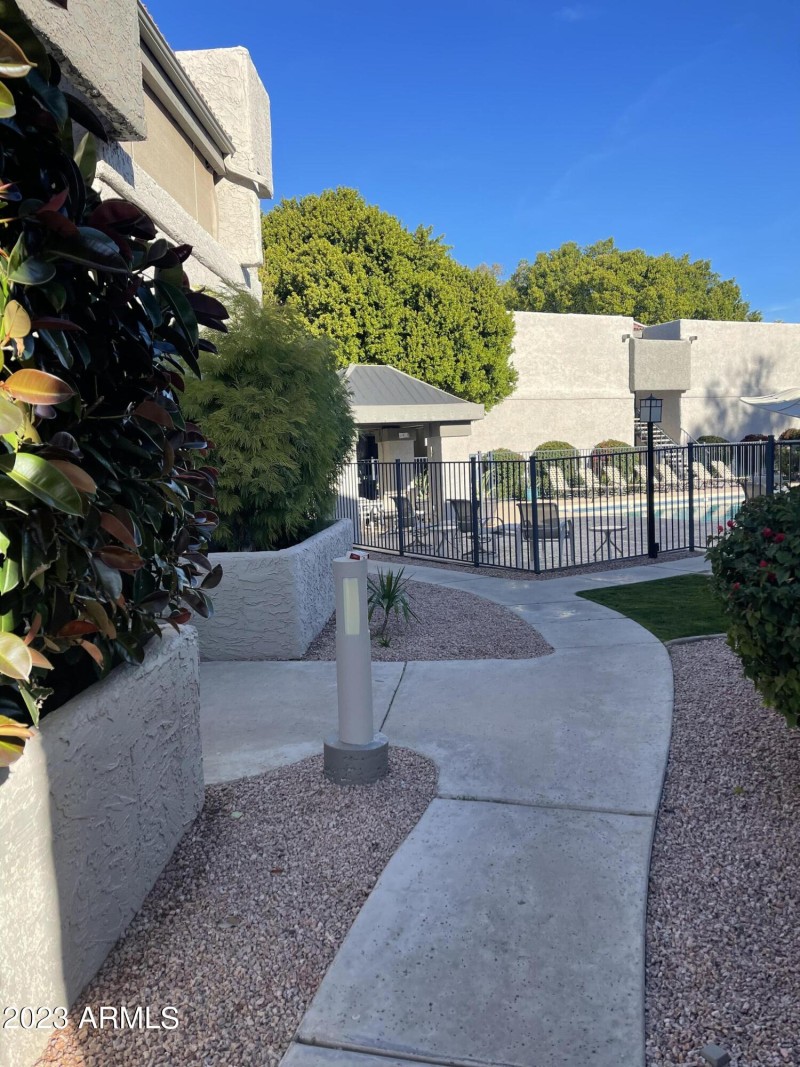 D61BA3C4-8E86-444D-A48A-7D5BF147F0F2