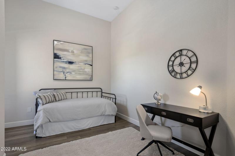 Twin Daybed w/ Trundle