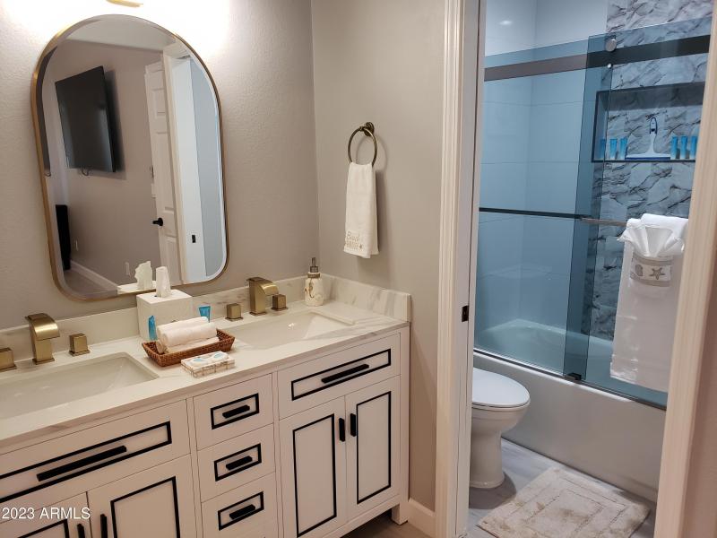 Master bath 2